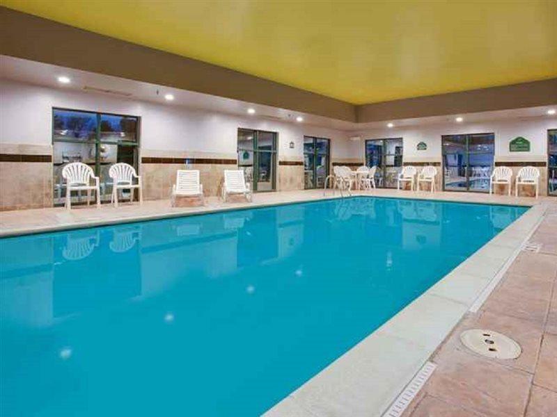 Fairfield Inn & Suites By Marriott Virginia Beach/Norfolk Airport Exterior foto
